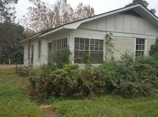 2 Hill St, Chickasaw, AL 36611