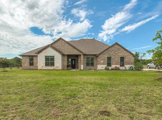 602 Cold Springs Rd, Van Alstyne, TX 75495