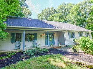 206 Thornewood Dr, Granville, OH