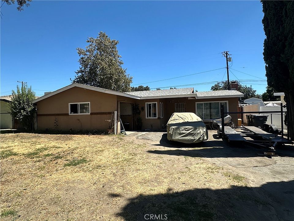 1st image of 122 E Pioneer Ave