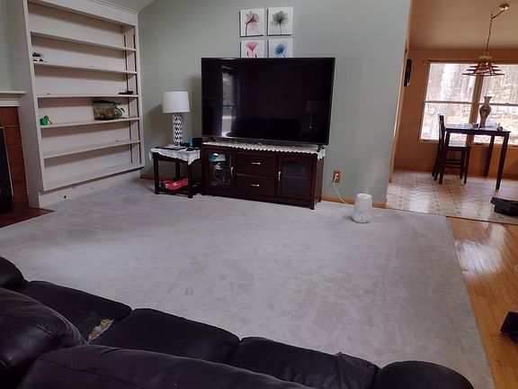 4th image of 17 Sand Spurrey Rd