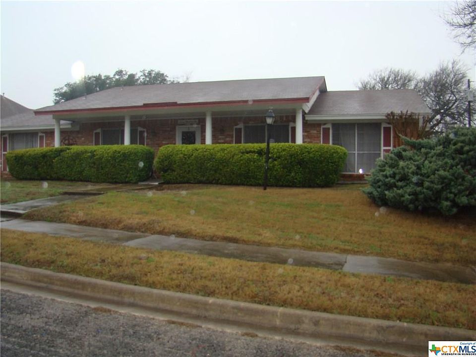 1st image of 710 Dianne Dr