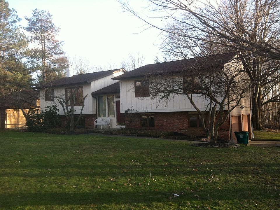 1st image of 8351 Stoney Brook Dr