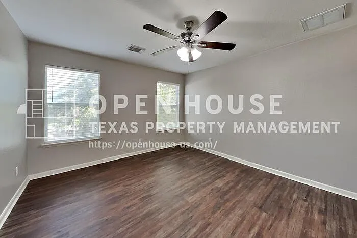 6439 Lily Hollow Ct — Photo 11