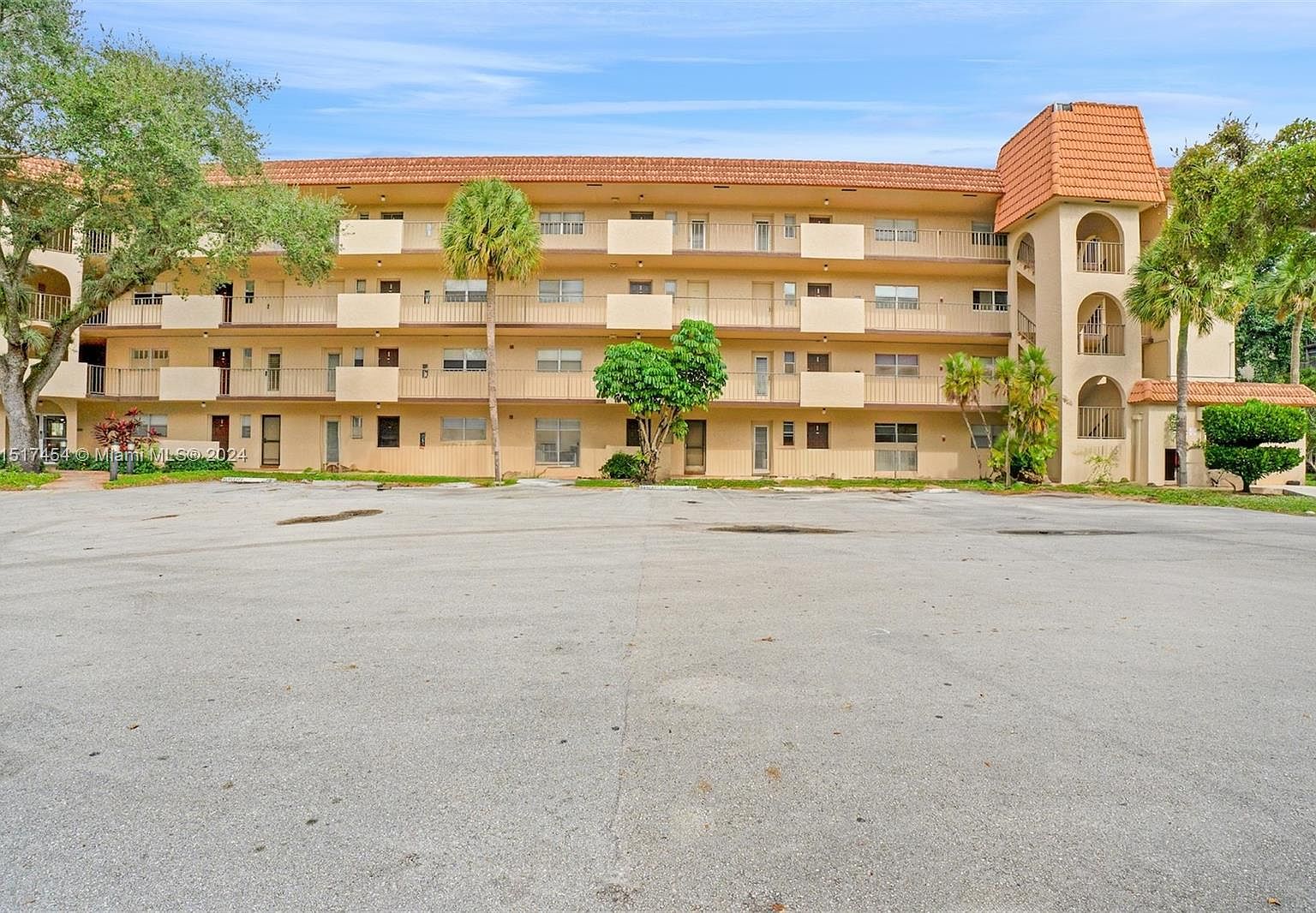 6200 S Falls Cir Drive #310