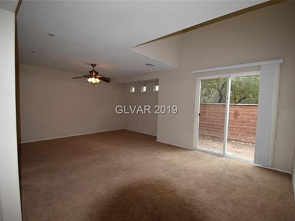 3rd image of 9272 Aspen Shadow St