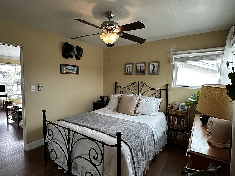 4872 Muir Ave #1 — Photo 10