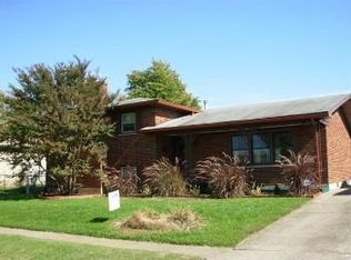 3305 Fernheather Dr, Shively, KY 40216