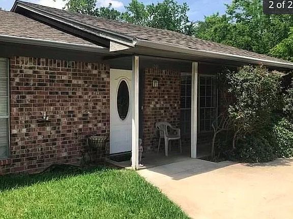 2nd image of 1001 Holleman Dr