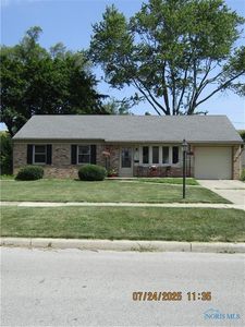 1733 Parkway Dr N, Maumee, OH, 43537