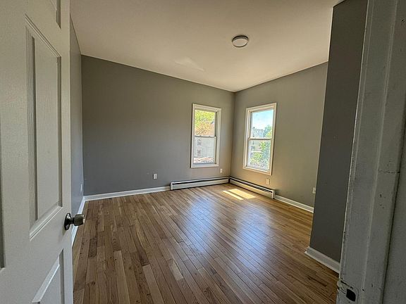 5th image of 614 Washington Ave #2