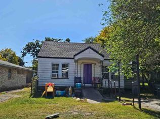 706 SW McKinley Ave, Lawton, OK 73501