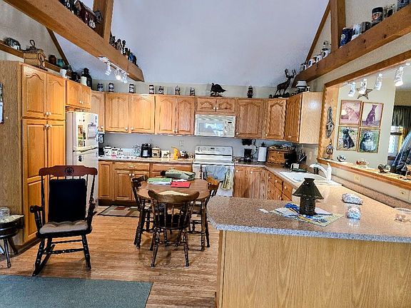 4th image of 27 Brookside Lane