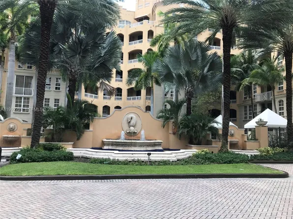 3001 NE 185th St, Aventura, FL