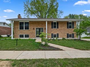 2633 Vortex Dr, Saint Louis, MO
