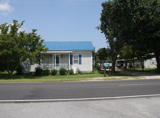 1416 Strawberry Branch Rd, Kinston, NC 28501