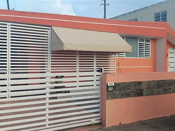 Calle Batey Urb Caguax, Caguas, PR 00725