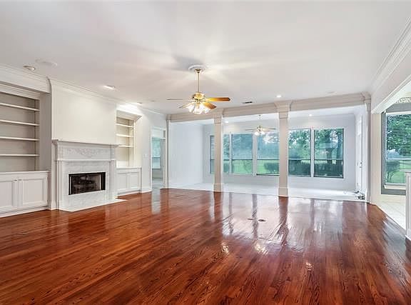 4th image of 119 Acadian Ln