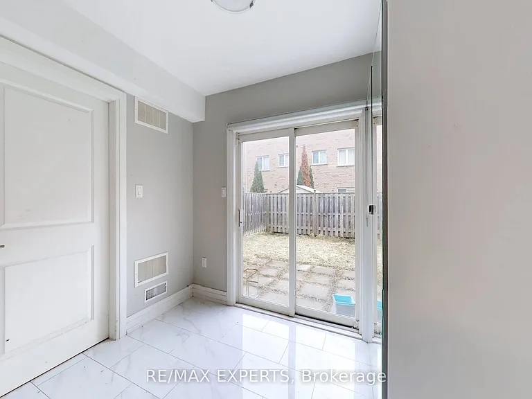7035 Rexwood Rd #178 — Photo 36