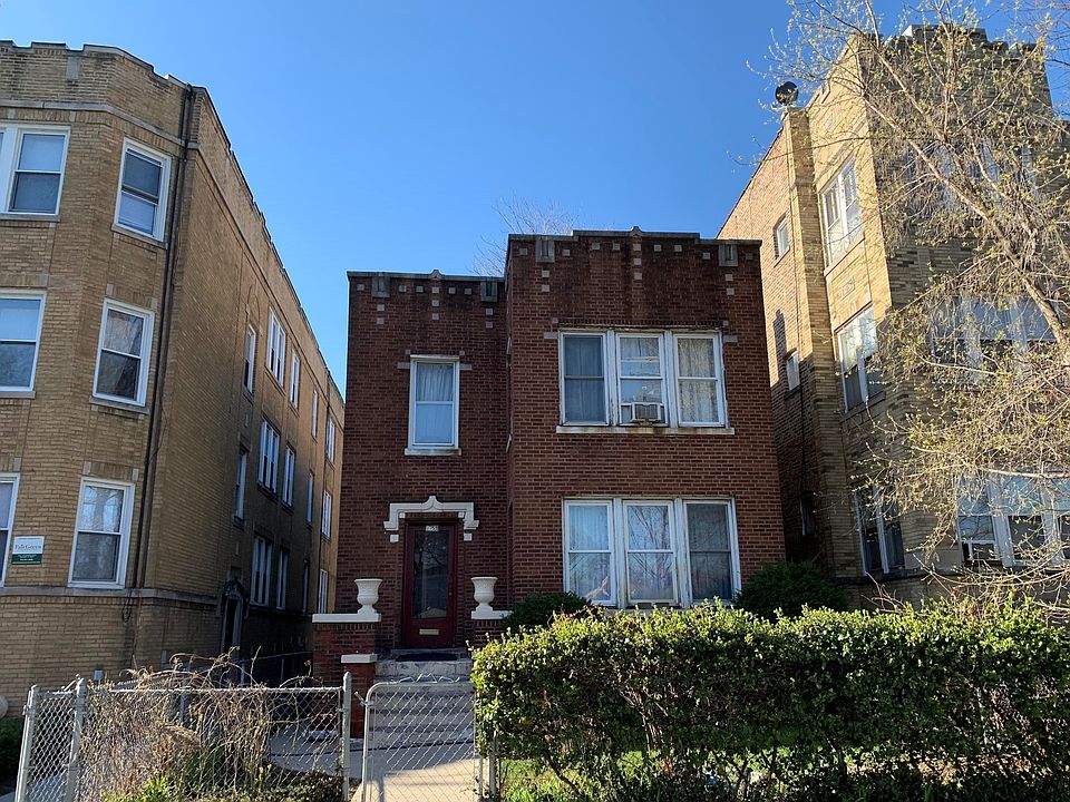1st image of 1759 W Albion Ave
