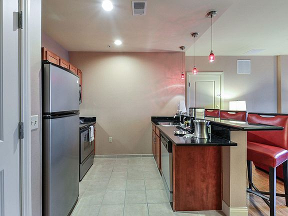 5th image of 2412A Branson Lndg #S404