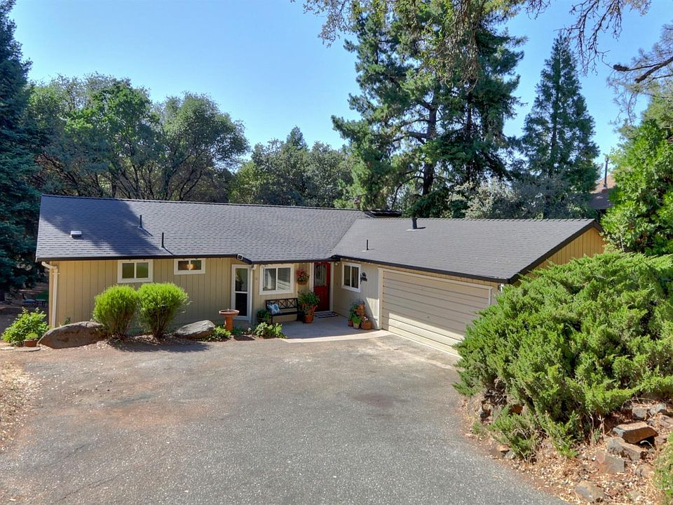 1st image of 23534 Singing Hills Ct