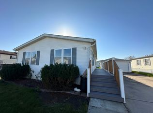 22718 S Beverly Ln, Frankfort, IL 60423