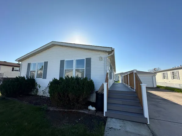 22718 S Beverly Ln, Frankfort, IL 60423