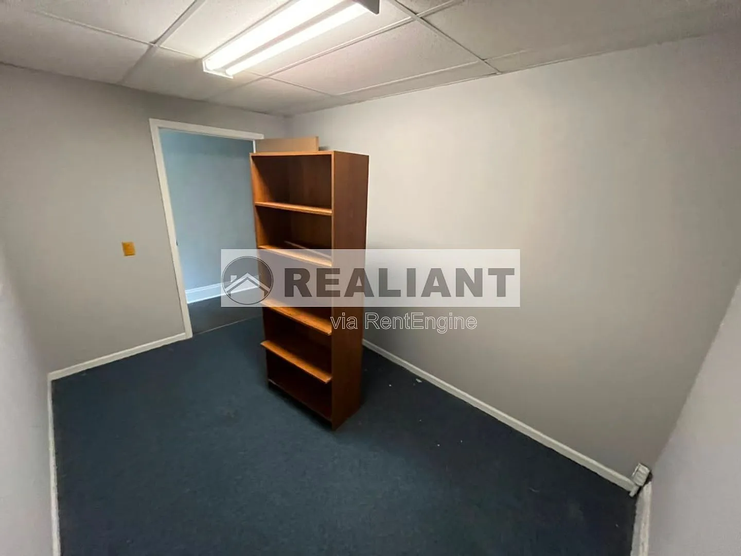 Studio, 1.0 bath, 734 sqft, $750 — Photo 4