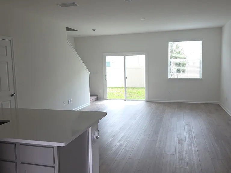 75 Beach Palm Ct — Photo 3