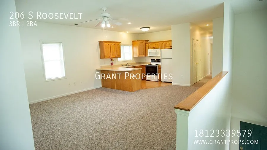 206 S Roosevelt Street — Photo 3