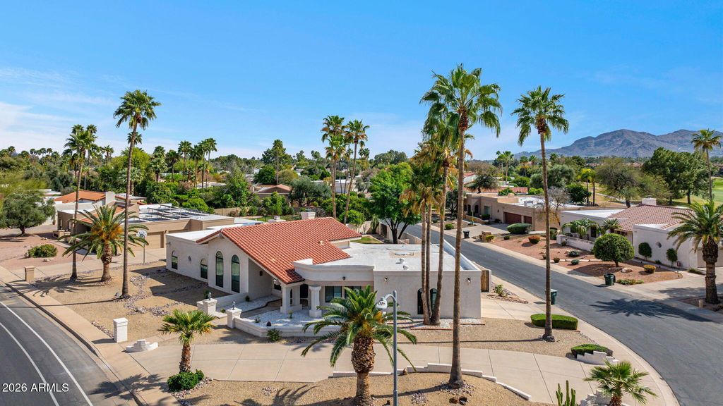5013 E CHOLLA Street, Scottsdale, AZ 85254