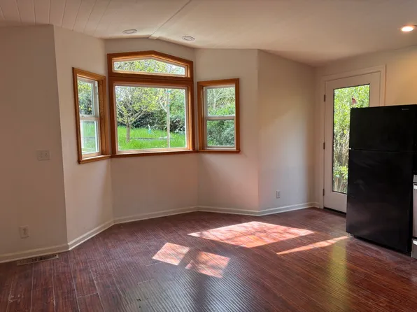 326 Jesse St, Sebastopol, CA 95472