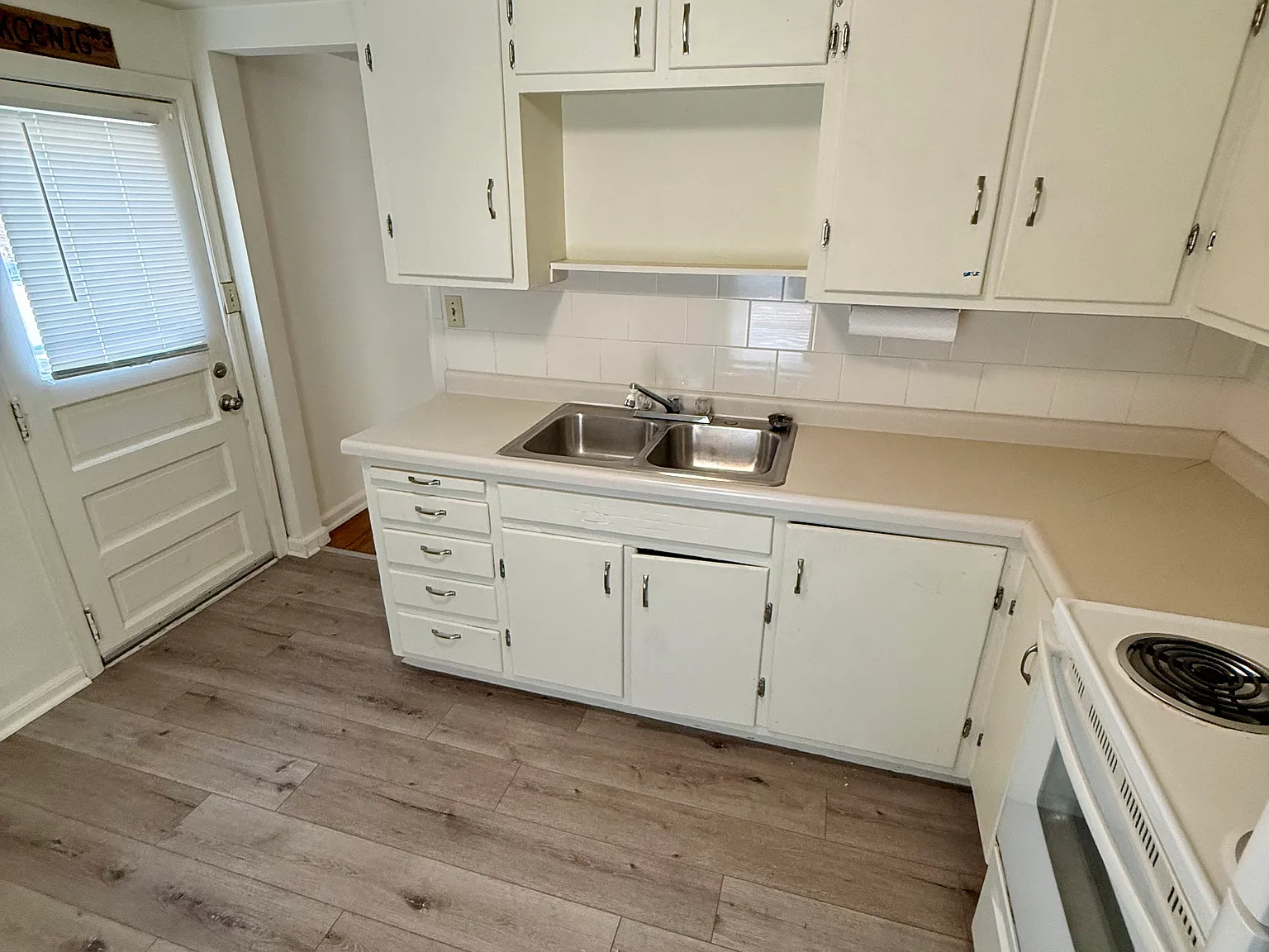 2 bed, 936 sqft, $1,195 — Photo 3