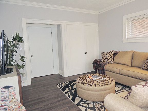 3rd image of 3537 Bosworth Rd #7-R