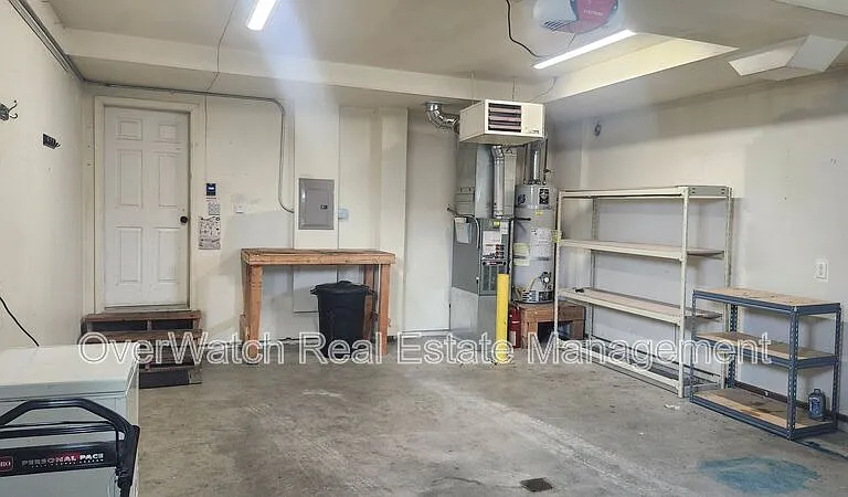 1028 E 8th Ave — Photo 21