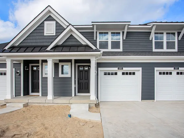1195 Stagecoach Dr, Byron Center, MI 49315