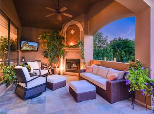 6 Cove Creek Ln, The Hills, TX 78738