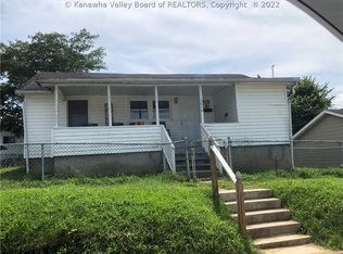 3014 30th St, Nitro, WV
