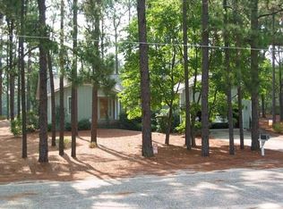 260 Fairway Ave, Southern Pines, NC 28387