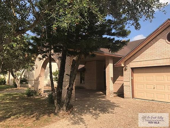 3rd image of 654 Parkland Dr