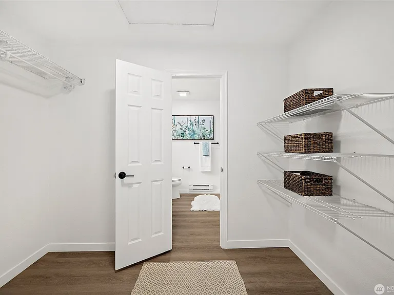10424 NE 32nd Pl #A202 — Photo 9