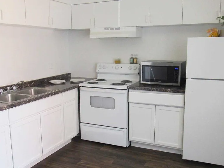 Mellow Square Apartments — Photo 3