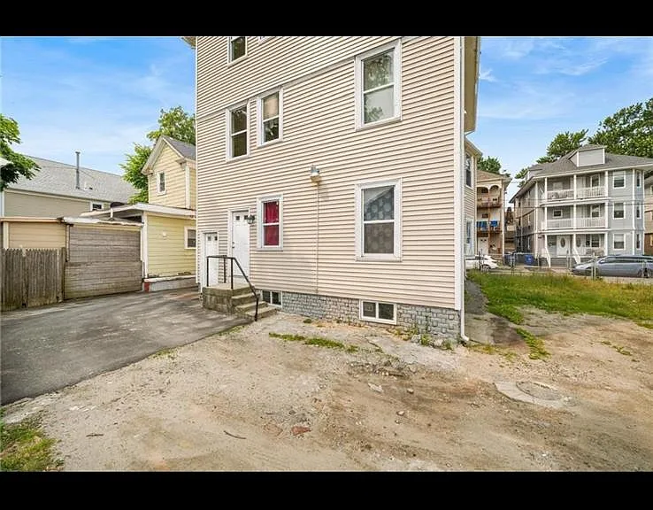 10 Mount Vernon St #3 — Photo 2