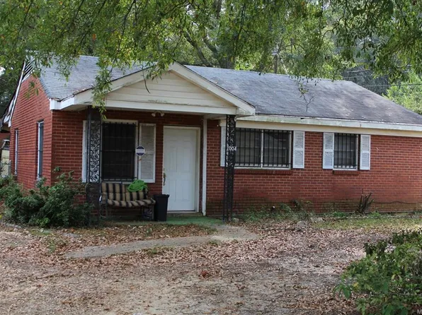 2004 Yarbrough St, Montgomery, AL 36110