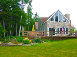 7835 McCreery Dr, Presque Isle, MI 49777