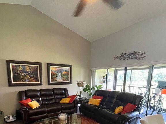 2nd image of 5861 Parkwalk Dr