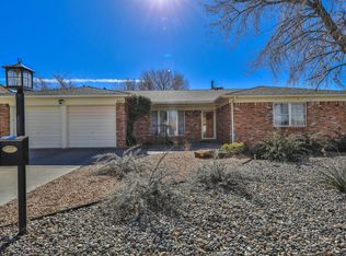 3828 Madrid Dr NE, Albuquerque, NM 87111