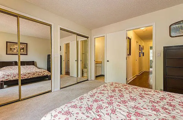 1601 Barnwood Dr — Photo 8