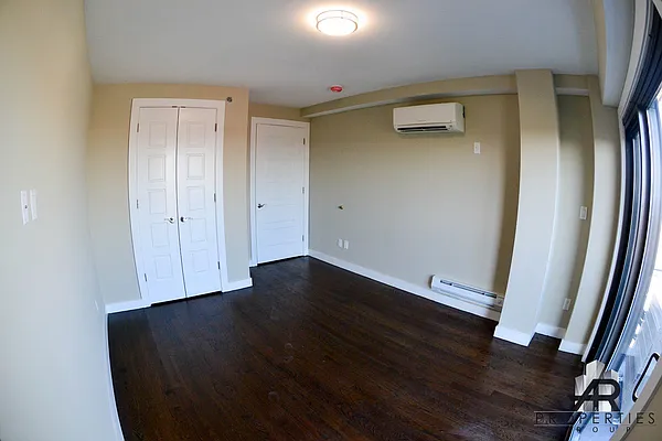 Rented by Metro Garden Realty NYC | media 13